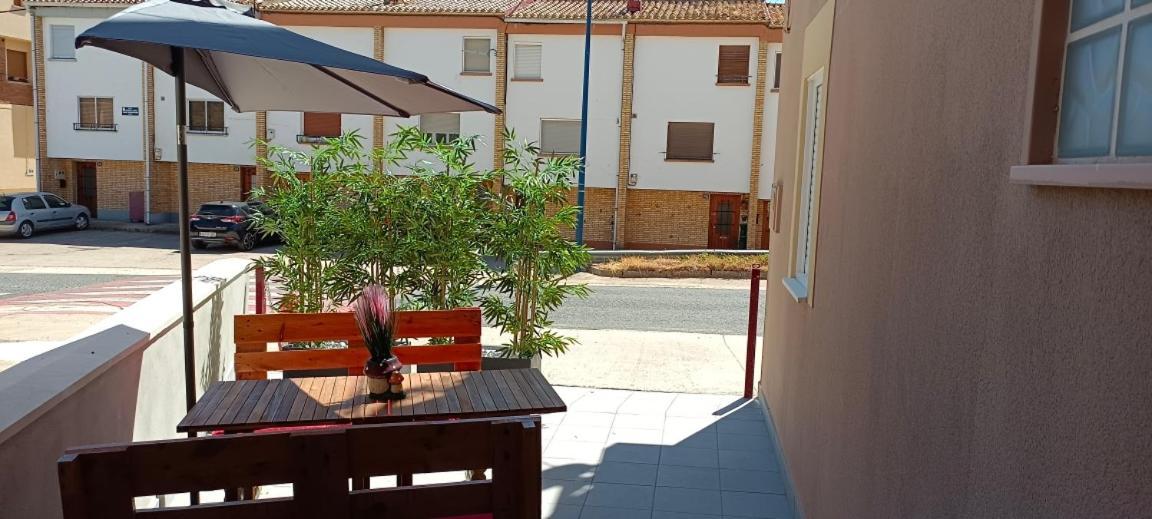 Apartamento Turistico Gala Dicastillo Екстериор снимка